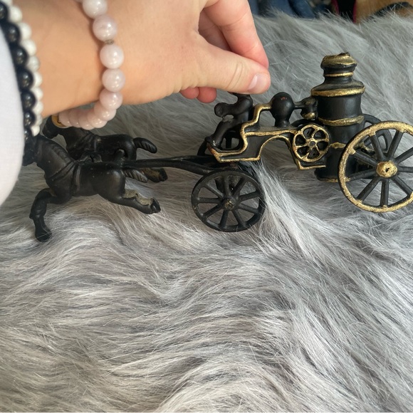 Vintage cast iron horse and driver - Picture 3 of 5